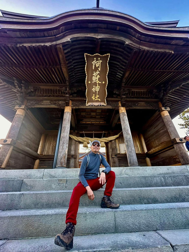 Golden Hour at Aso Shrine: Ancient Vibes & Photo Magic 📸✨