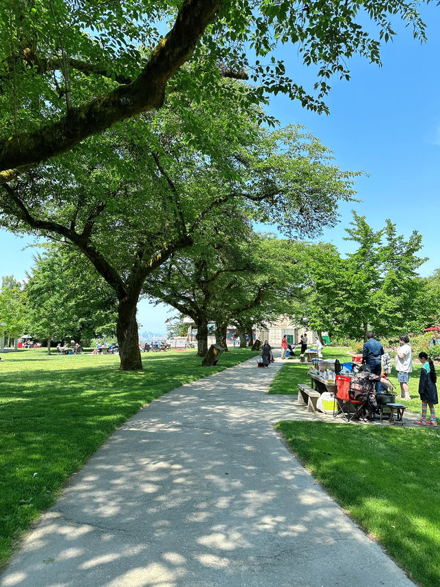 Vancouver한인타운 근처에 한번쯤 꼭 가볼만한 Burnaby Mountain Park👍🏻