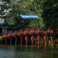 Hoan Kiem lake of Vietnam 🇻🇳 