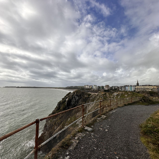 “Explore the Hidden Gem of Wales: St. Catherine’s Island & Historic Fort Tenby”