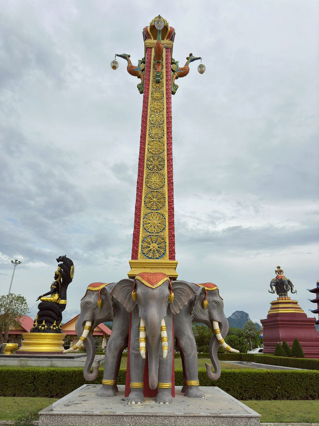 One of the most beautiful temples in South of Thailand 