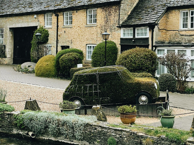 Escape to the Cotswolds: London to Bourton-on-the-Water by Train & Bus