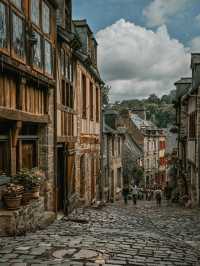 🏰 Stone Dreams by the River – Dinan, France