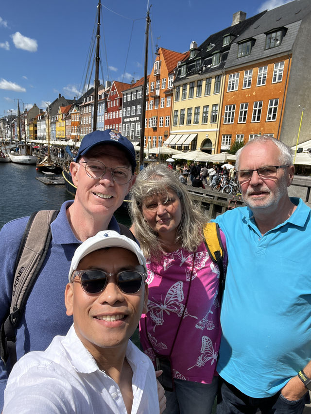 🌈🍽️ Lunch with a View & Stories in Every Step – Nyhavn, Copenhagen 🇩🇰🚶‍♀️ 