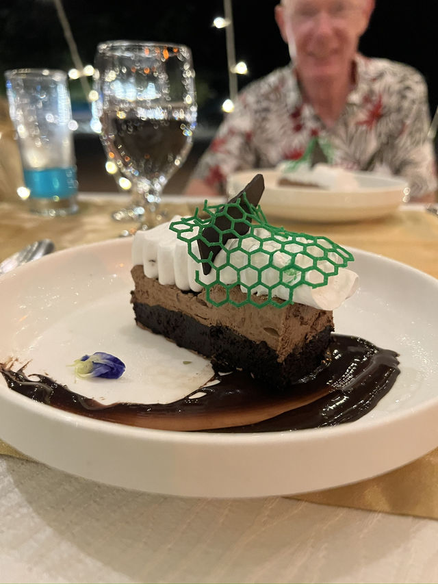 Waves, Wine & Whispers – A Romantic Beach Dinner at Savoy Boracay 💑🌅  