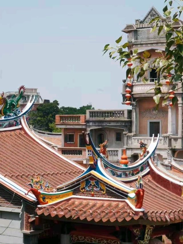 🌸 A Day in Quanzhou’s Timeless Streets: Ancient Meets Modern  🌅