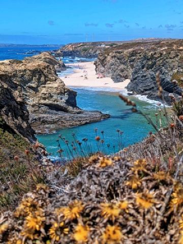 波爾圖科沃的絕對海灘幸福感：Praia da Samoqueira 與 Costa Vicentina 