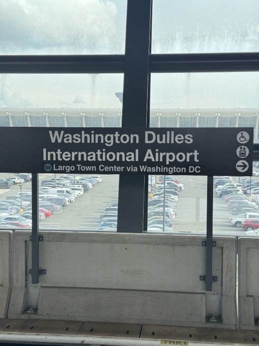 The Great Airport Arrival Debate: How Early is Too Early?