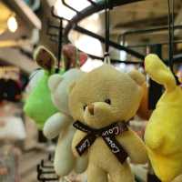 Shop, Eat, and Explore at Stanley Market 