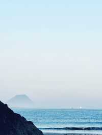 姊妹們太漂亮了冬日海岸線徒步水桶岙小環線｜浙版“麥理浩