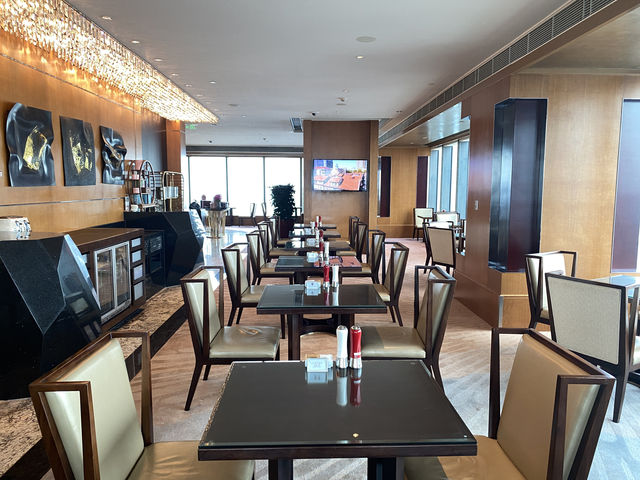 名不虛傳的上海靜安香格里拉大酒店
