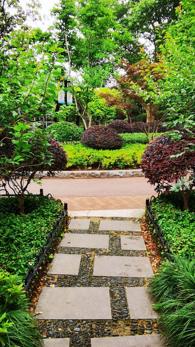 霍山公園：曾經的猶太難民活動聚會之地