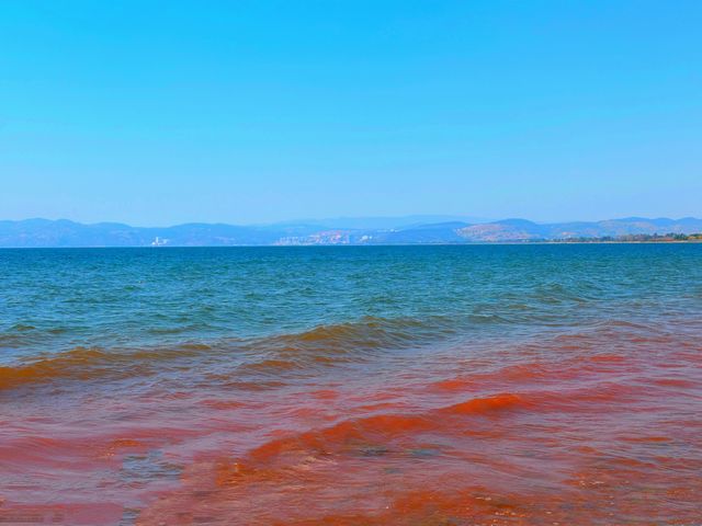 雲南一片神奇湖泊，你過去嗎？