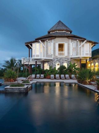 🌴🛏️ St. Kitts' Hidden Gem: Belle Mont Sanctuary 🌺