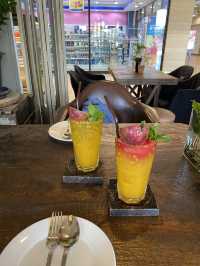 **Exploring the Beauty of River City Bangkok**