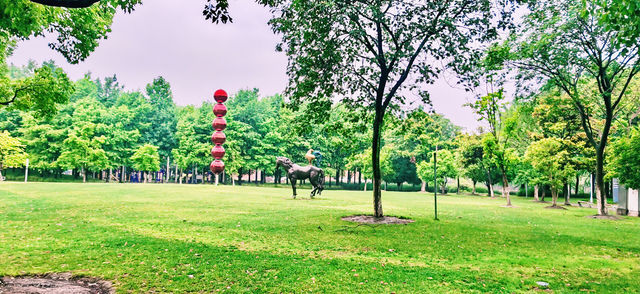 閔行文化公園｜梅雨瀟瀟瀝瀝，公園鬱鬱蔥蔥