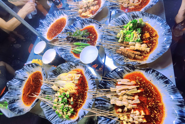 青島呂家莊夜市，美食愛好者的天堂