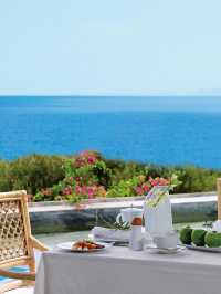 🌟 Elounda's Luxe Escape: Top Suites & Spa! 🏖️🧖‍♀️