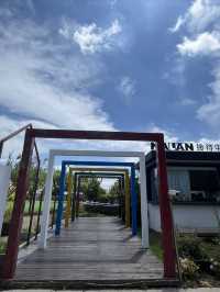 帶娃威海榮成4天3晚遊，第一晚入住那藍設計師民宿