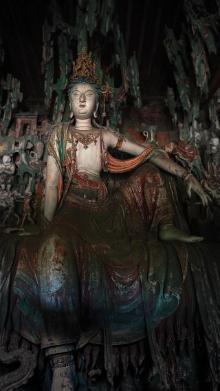 1400년의 역사를 지닌 산시의 고찰, 그 안의 절세의 채색 조각상이 세상을 놀라게 하다｜。
