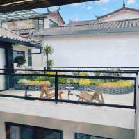 麗江古城！新開業的高性價比酒店住宿體驗極佳。