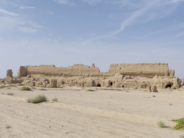 The Biggest Ancient City Ruins in Xinjiang 🇨🇳