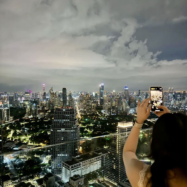 Night in Bangkok ( for those who love party and night life)