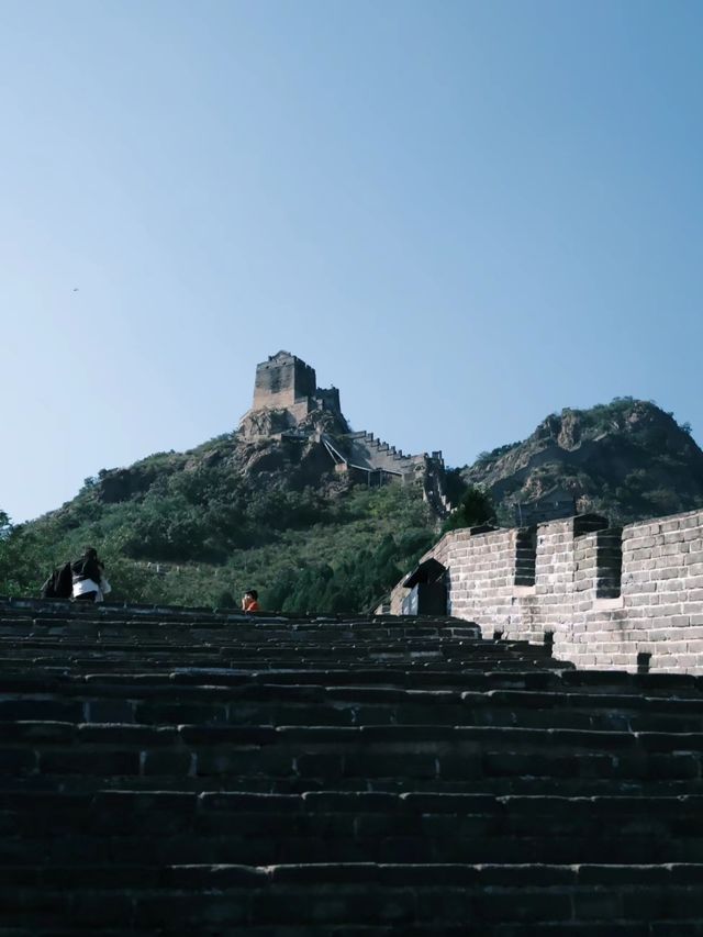 《角山長城：天下第一關的左臂》。