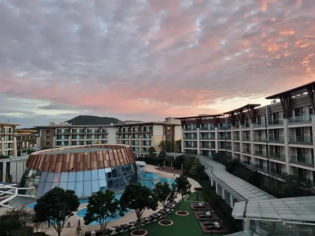 Jeju Shinhwa World Marriott Resort: A great place for a family vacation. 