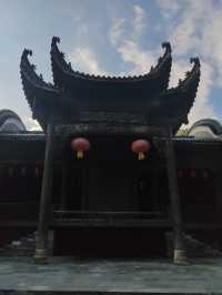 雲髻山很好，但是下次不來了，姊妹們。