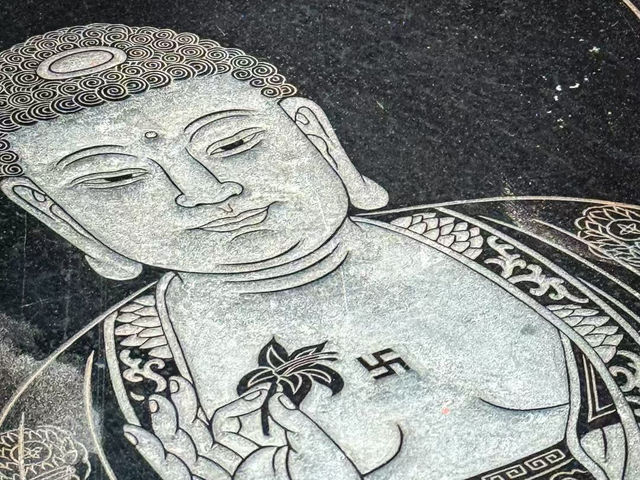Jade Buddha Temple: A Serene Sanctuary in Shanghai