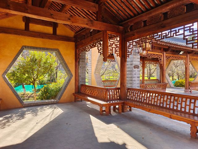 彌渡小河淌水·密祉景區。