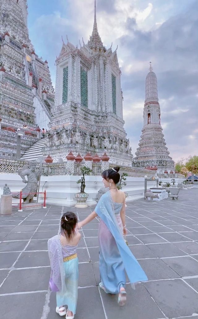 曼谷和女兒在鄭王廟拍泰服，也太好看了！