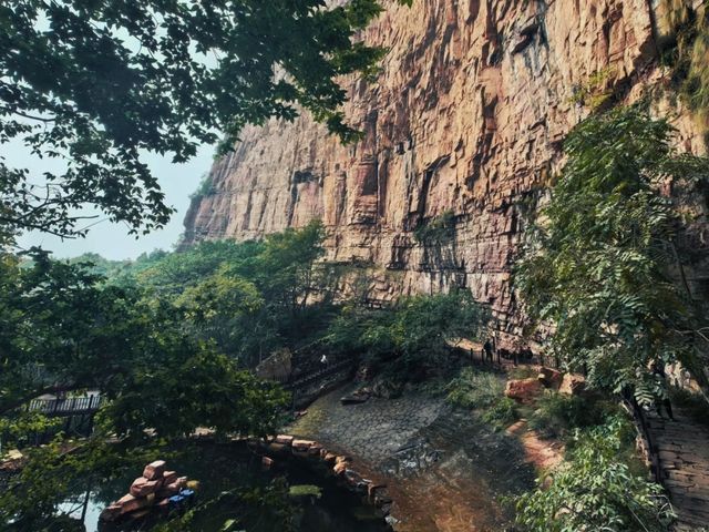 嶂石岩一日特種兵式的登山