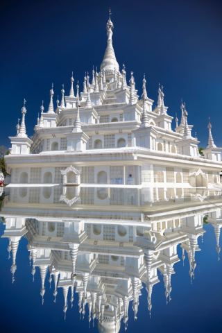 Encounter a dreamlike silver feast at Menghuan Silver Pagoda