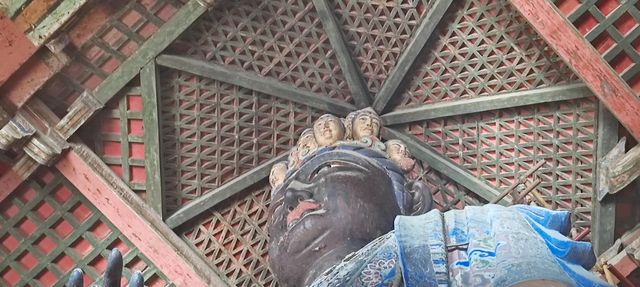 歲月靜好獨樂寺  3 三塊匾與彩泥大觀音