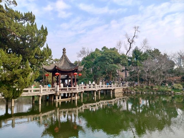 Guyi Garden: A Sunset Escape in Shanghai 🌿🌅
