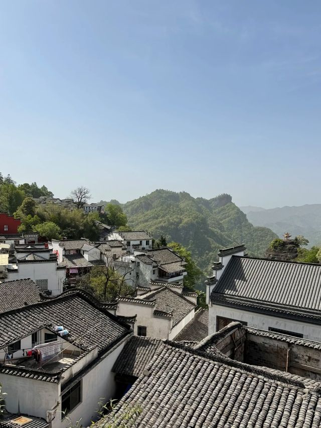 齊雲山：仙俠卷裏嘅煙火人間，藏住最溫柔嘅時光密碼