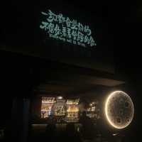 🎸救命！澳門黑沙環這家駐唱酒吧直接封神！Chill到不想走！