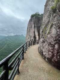 《在神仙居嘅雲端，同火山岩對話：一場地質迷嘅奇幻漂流》【