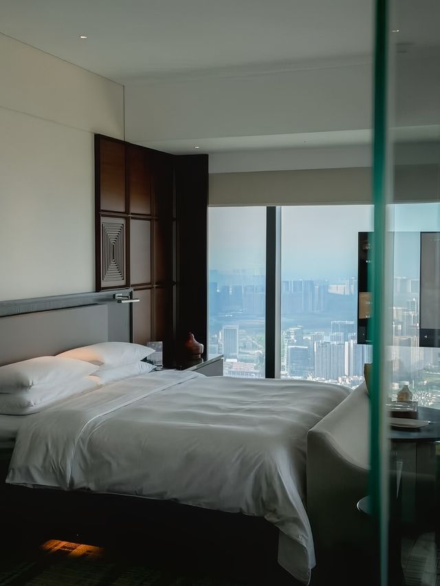 高至88層嘅雲端，住到人生夢想酒店！