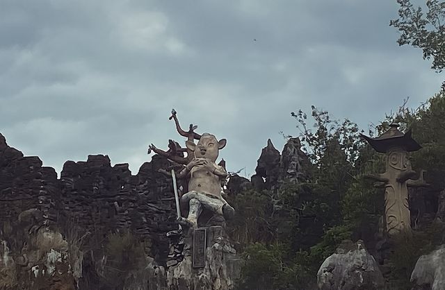 探秘昆明廢棄賽馬場 | 城市中的隱秘廢墟