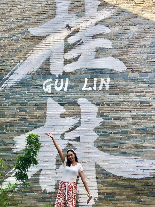 A Glorious (Day) for a Guilin Getaway 🏞️ A Glorious (Day) for a Guilin Getaway 🏞️
