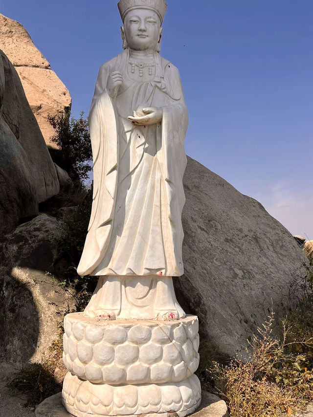 蒼茫石柱山：風起雲湧的壯麗畫卷