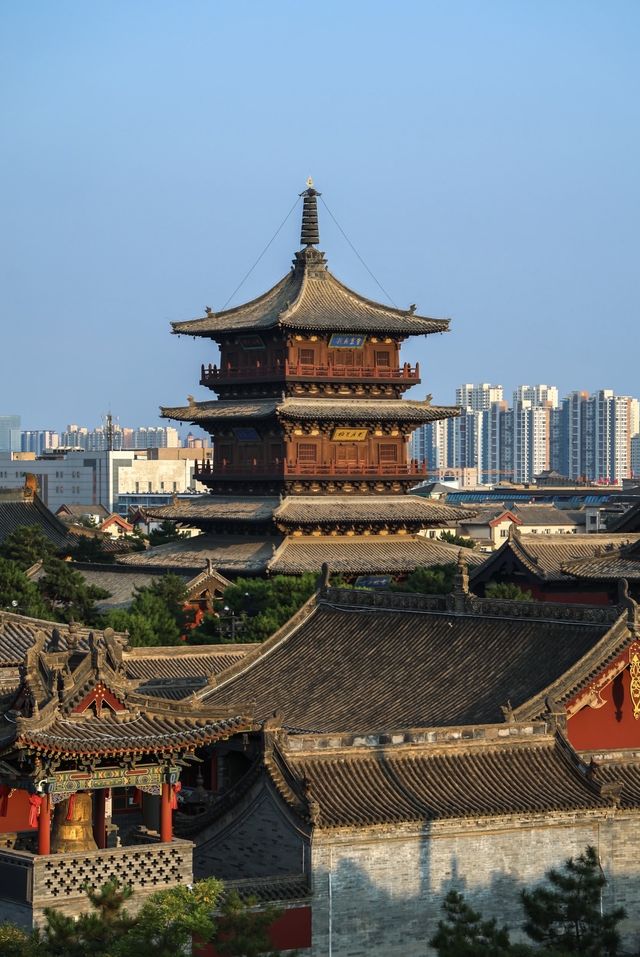 在鳳棲合院，住進銀幕裡的古都時光
