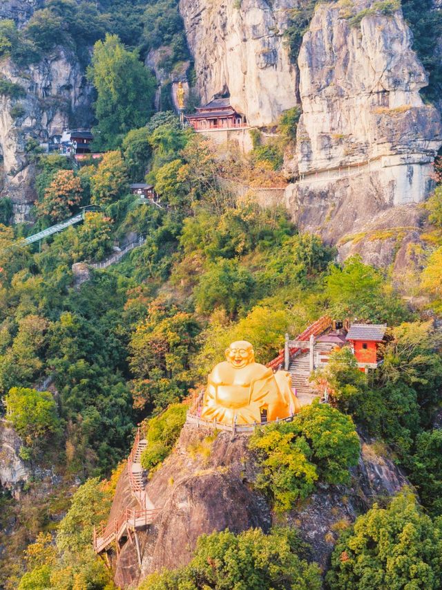 杭州建德在懸空寺與地下仙境間穿越千年