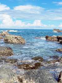 🌊 Xiao Yeliu facing the ocean: Taitung’s Wild Sculpture Park by the Sea! 🗿