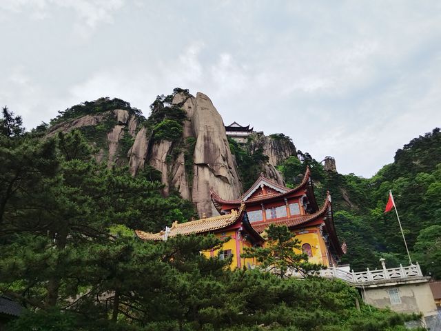 九華山天台,拜地藏菩薩腳印 九華山天台,拜地藏菩薩腳印