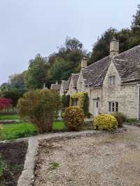 詩情畫意的拜伯里（bibury）