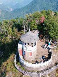 1. 衢州免費遊衝瘋了！江郎山秋日徒步，90℃垂直梯太刺激！